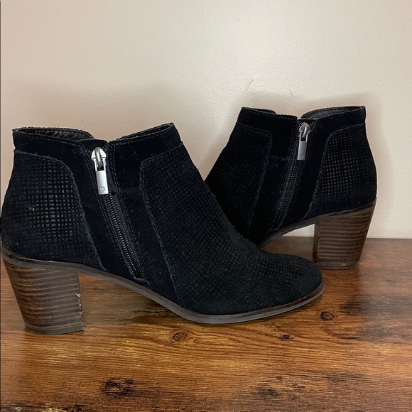 Lucky Brand Charcoal Ankle Boots - Picture 8 of 9